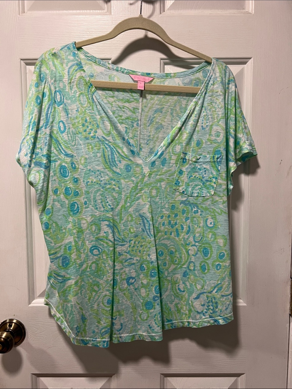 Lilly Pulitzer Aqua and Light Blue Printed V-Neck Tee